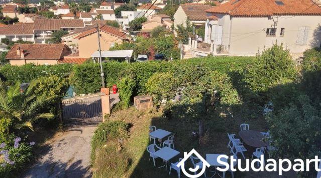 Chambre - 15 m² - 1 pièce