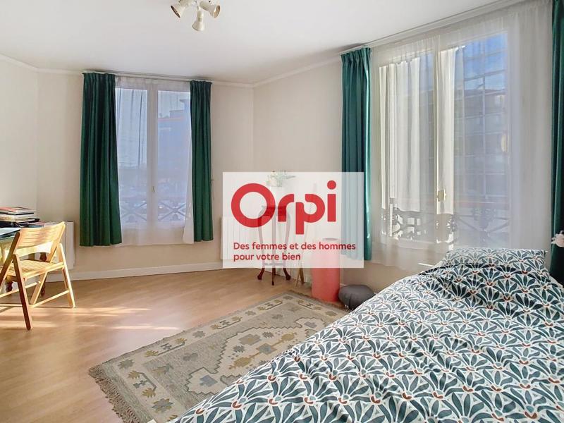 Studio - 25 m² - 1 pièce