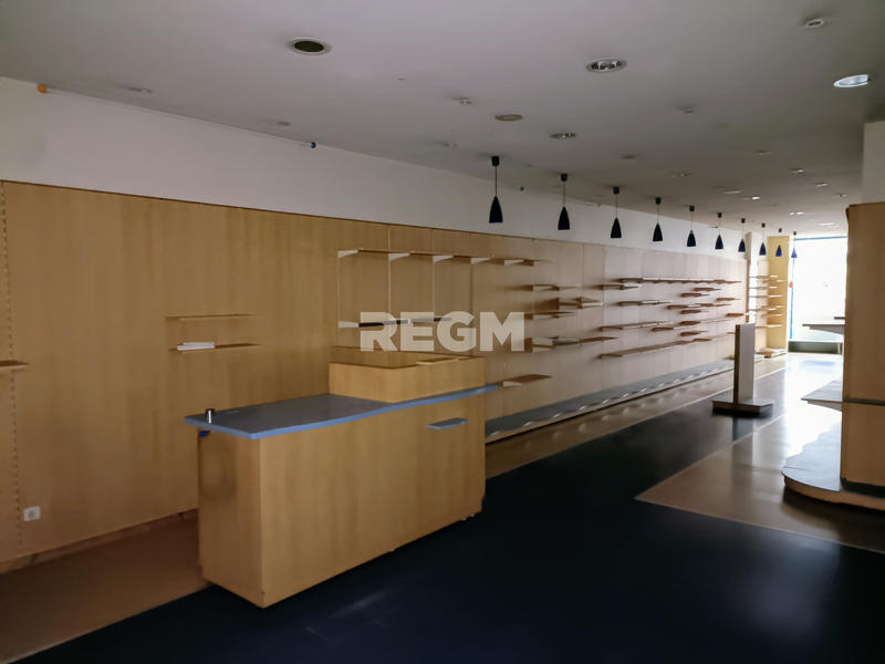 Local commercial - 100 m²