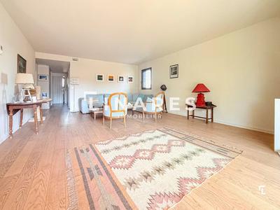 Appartement - 105 m² - 3 pièces