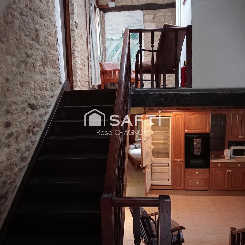 Maison - 246 m² - 12 pièces