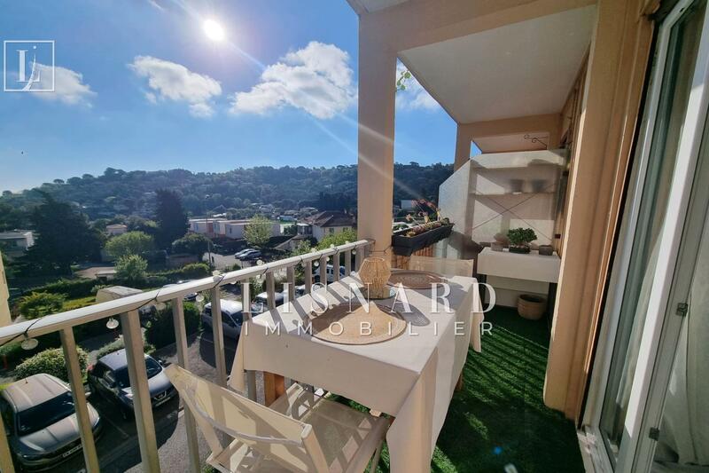 Appartement - 70 m² - 3 pièces