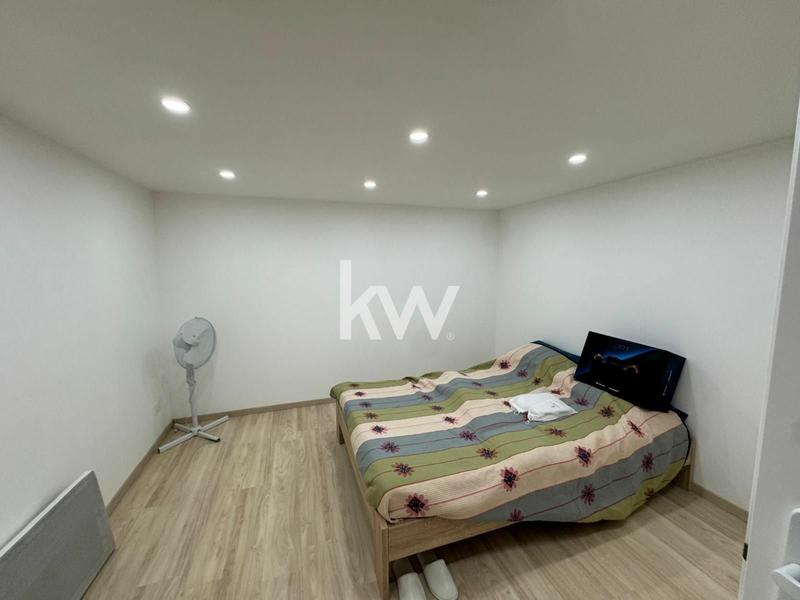 Maison - 200 m² - 8 pièces