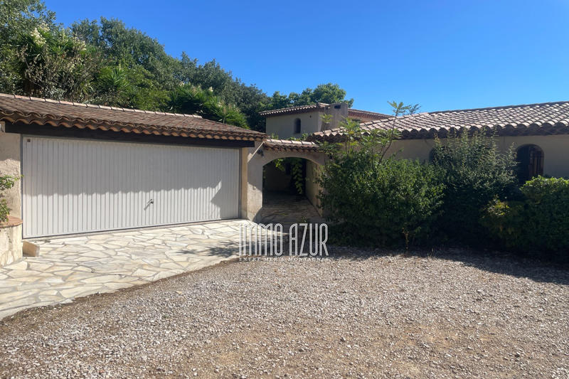 Villa - 170 m² - 6 pièces