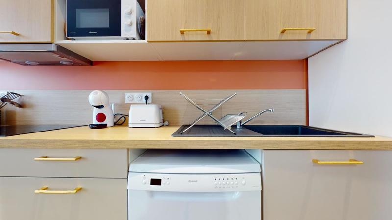 Appartement - 100 m² - 6 pièces