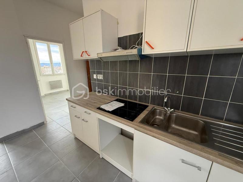 Immeuble - 155 m² - 6 pièces