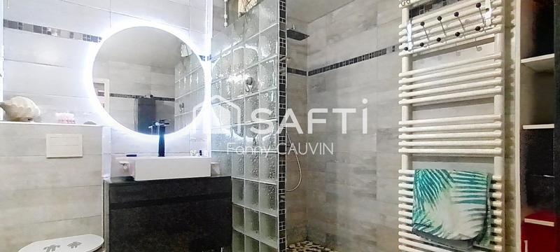 Maison - 121 m² - 6 pièces