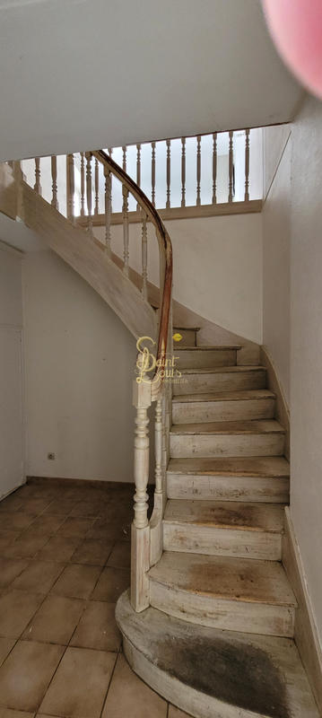 Appartement - 96 m² - 5 pièces