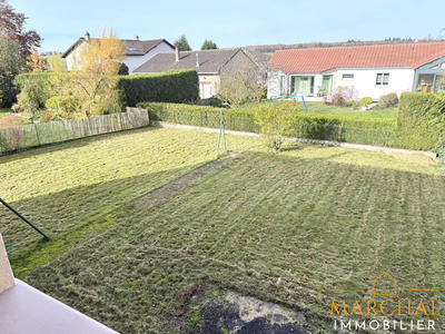 Maison - 99 m² - 4 pièces