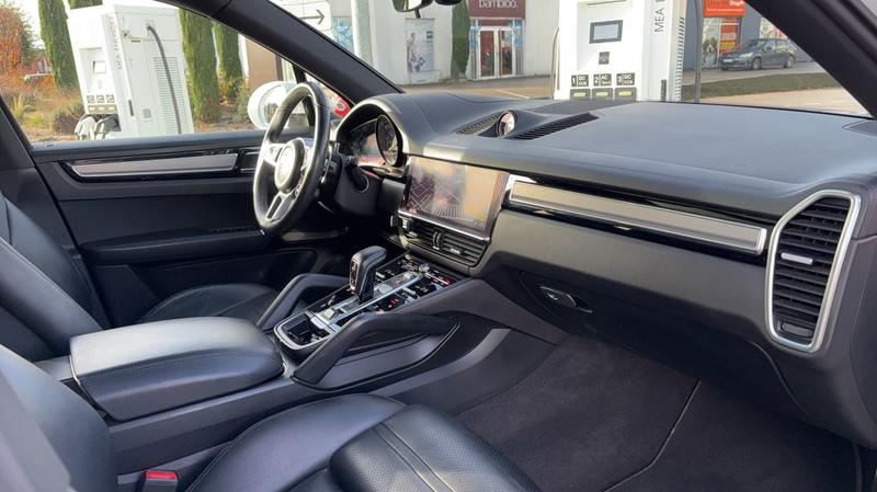 Porsche Cayenne 3.0 E-Hybrid 462 4x4 Tiptronic8 .