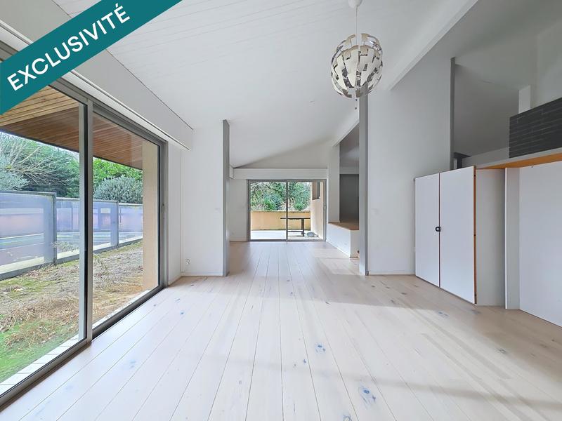 Maison - 192 m² - 7 pièces