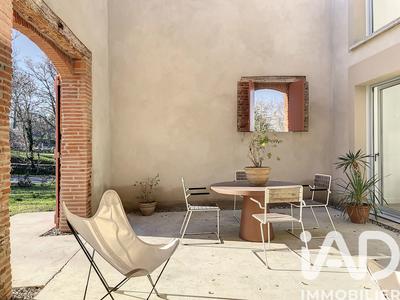 Maison - 228 m² - 7 pièces