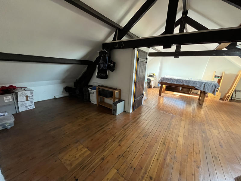 Maison - 199 m² - 8 pièces