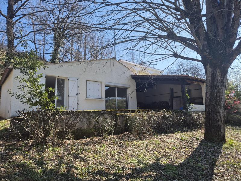 Maison - 195 m² - 5 pièces