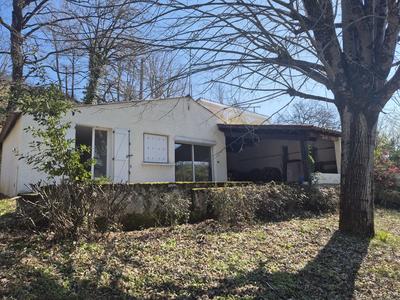 Maison - 195 m² - 5 pièces