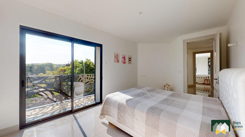 Villa - 315 m² - 8 pièces