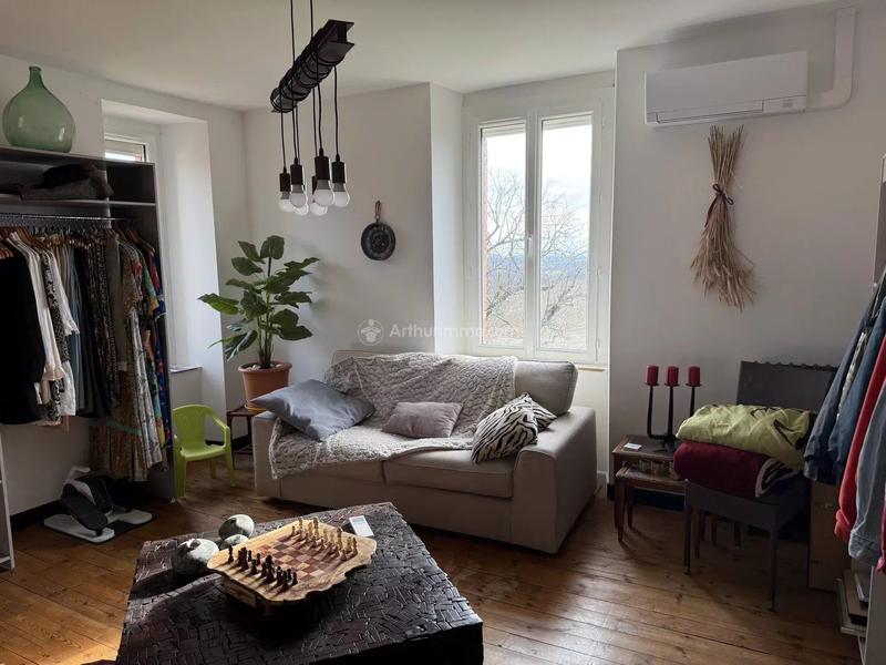 Maison - 215 m² - 7 pièces