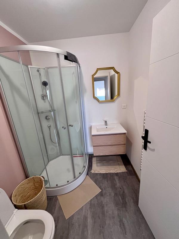 Maison - 190 m² - 8 pièces