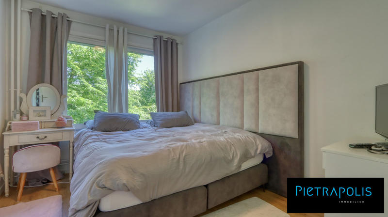 Appartement - 82 m² - 3 pièces