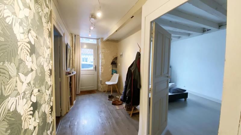 Maison - 250 m² - 8 pièces