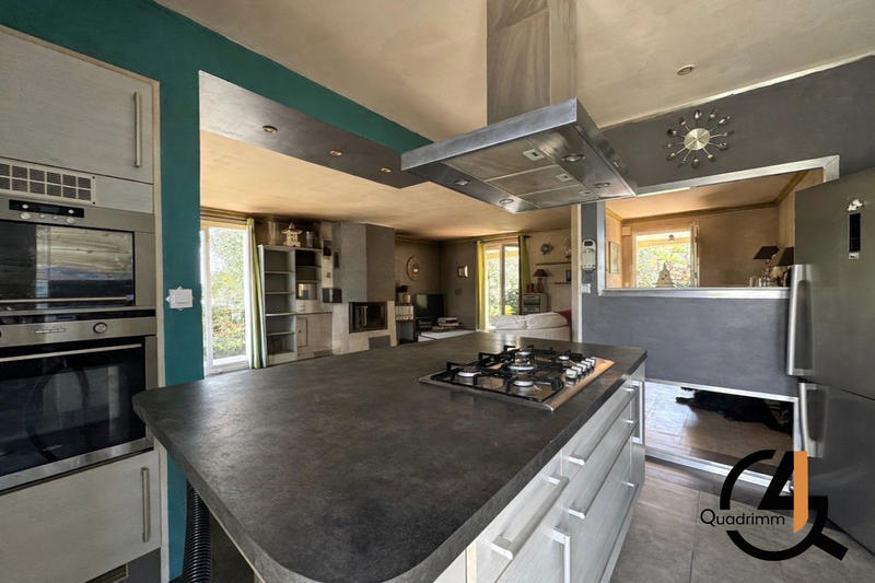 Maison - 136 m² - 5 pièces