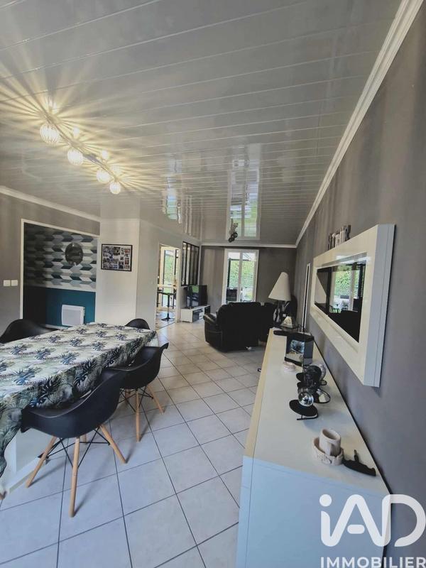 Maison - 92 m² - 5 pièces