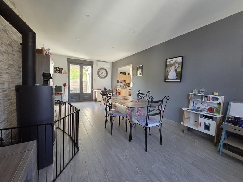 Maison - 137 m² - 5 pièces