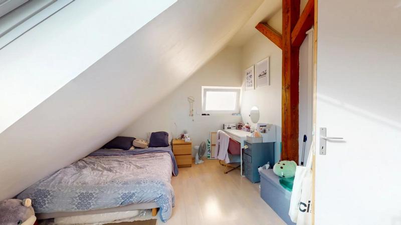 Appartement - 147 m² - 7 pièces