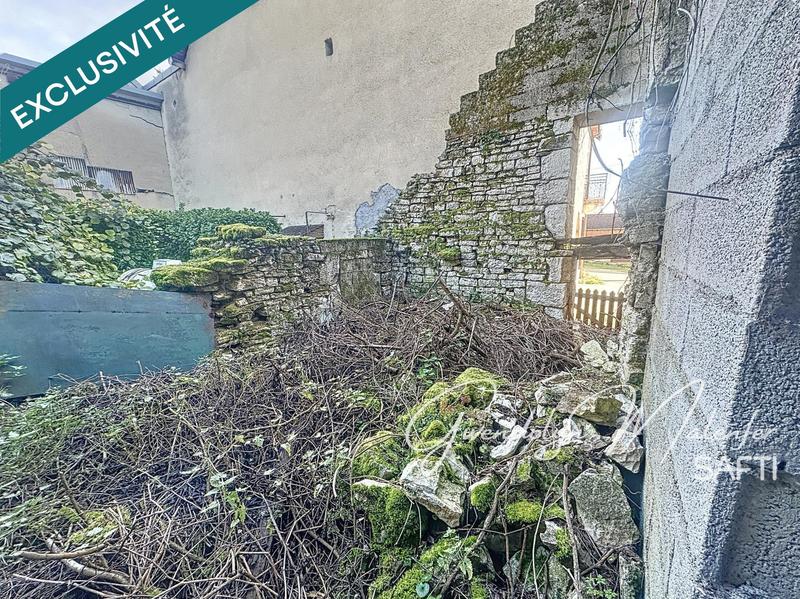 Maison - 100 m² - 1 pièce