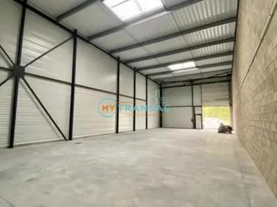 Local d'activités - 264 m²