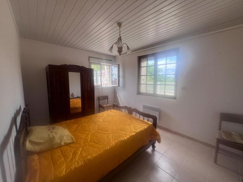 Maison - 180 m² - 8 pièces