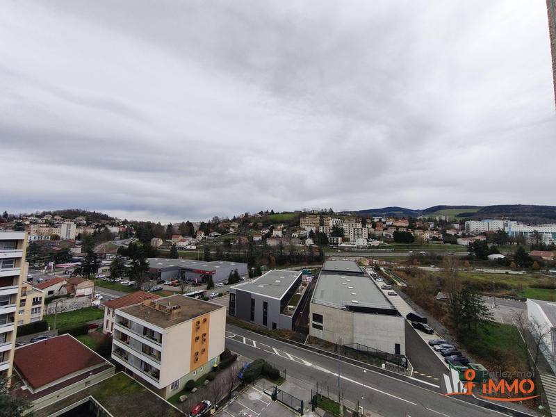 Appartement - 80 m² - 4 pièces