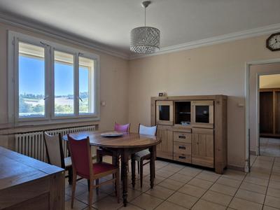 Maison - 170 m² - 7 pièces