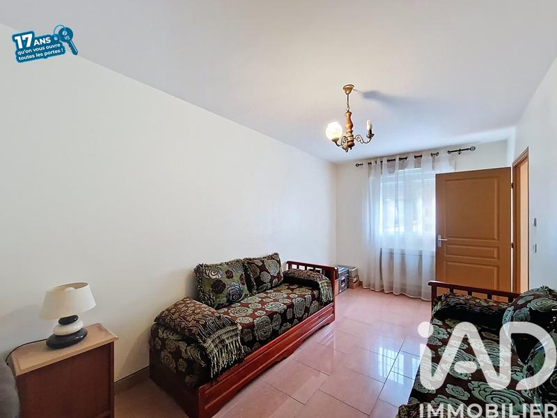 Maison - 250 m² - 7 pièces