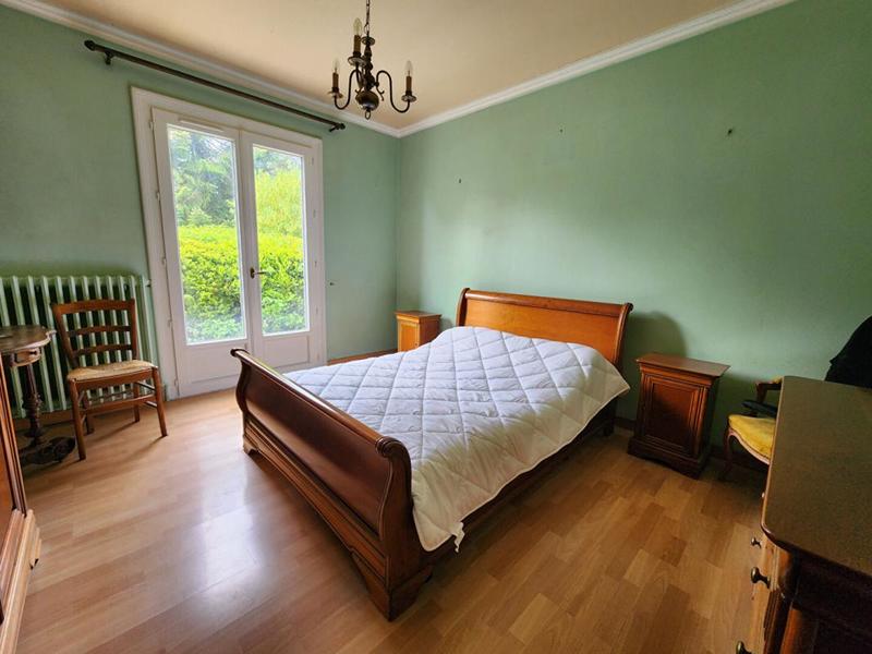 Maison - 216 m² - 7 pièces