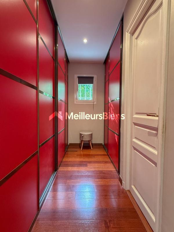 Maison de campagne - 268 m² - 8 pièces