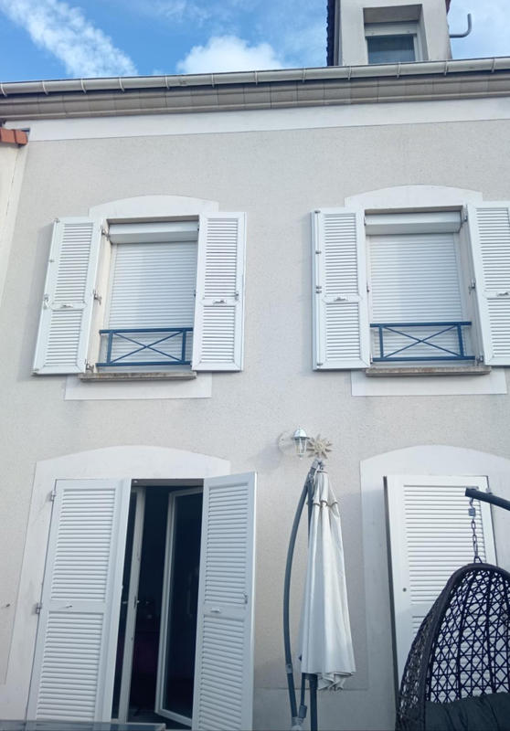 Maison - 110 m² - 6 pièces