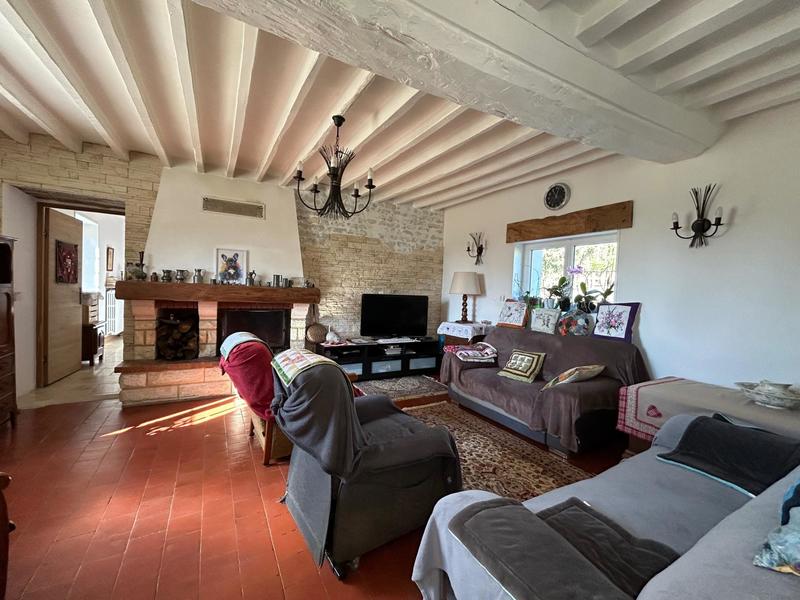 Maison - 207 m² - 9 pièces