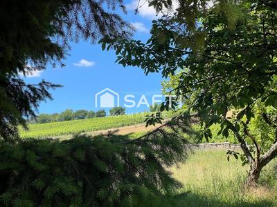 Maison - 200 m² - 8 pièces