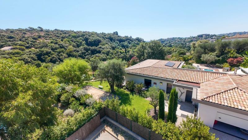 Villa - 194 m² - 5 pièces