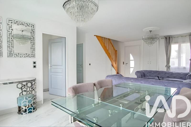 Maison - 100 m² - 6 pièces