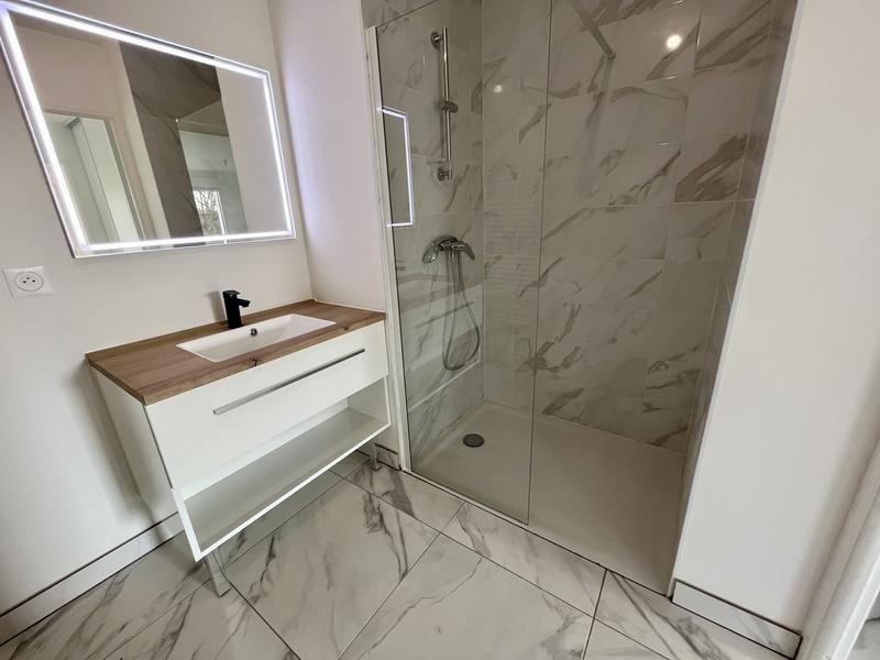 Appartement - 92 m² - 4 pièces