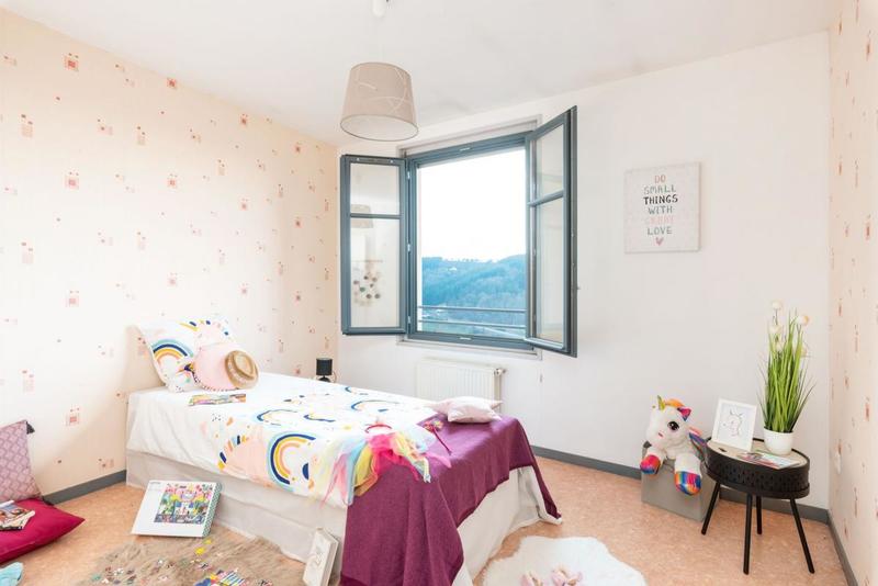 Appartement - 84 m² - 4 pièces