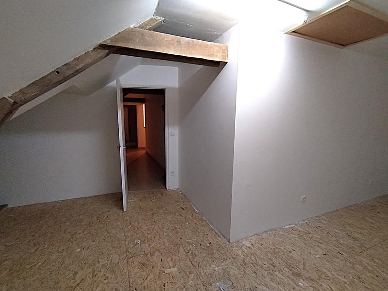 Maison - 120 m² - 8 pièces