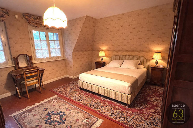 Maison - 121 m² - 4 pièces