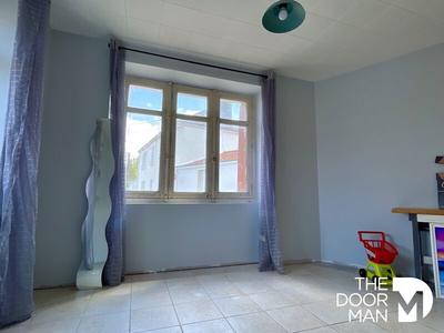 Maison - 105 m² - 6 pièces