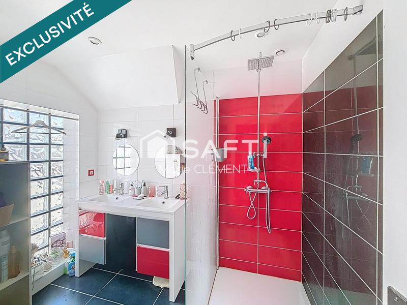 Maison - 190 m² - 9 pièces