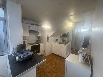 Maison - 93 m² - 5 pièces