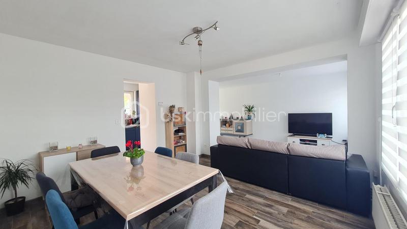 Maison traditionnelle - 105 m² - 5 pièces