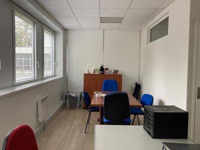 Bureau - 272 m²